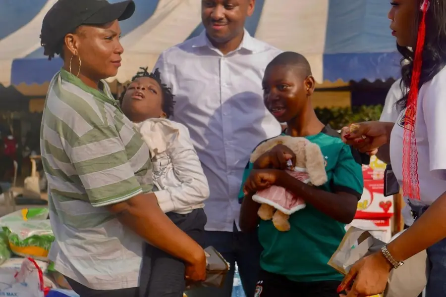 Parents et enfants accueillis lors du Noël solidaire
